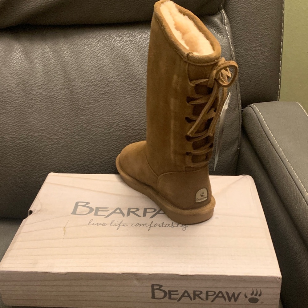 BearPaw Chestnut Suede Lace-Up Boots Size 3 Youth New in original box